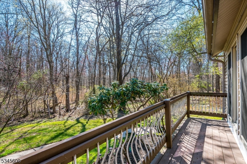 Edison Twp., New Jersey 08820, United States, 2 Bedrooms Bedrooms, ,3 BathroomsBathrooms,Residential,Active,104425