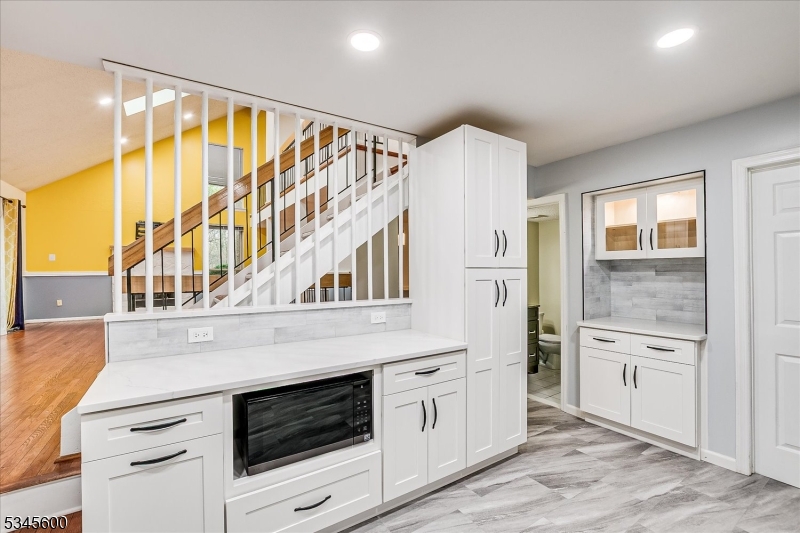 Edison Twp., New Jersey 08820, United States, 2 Bedrooms Bedrooms, ,3 BathroomsBathrooms,Residential,Active,104425