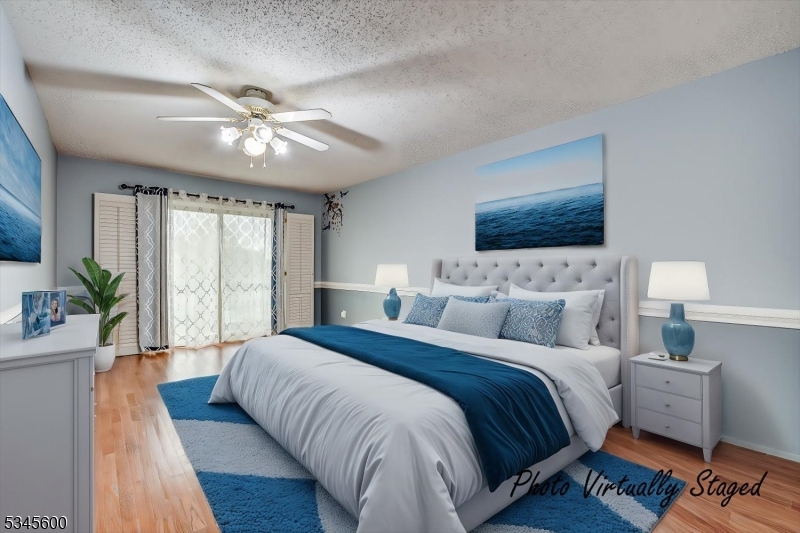 Edison Twp., New Jersey 08820, United States, 2 Bedrooms Bedrooms, ,3 BathroomsBathrooms,Residential,Active,104425