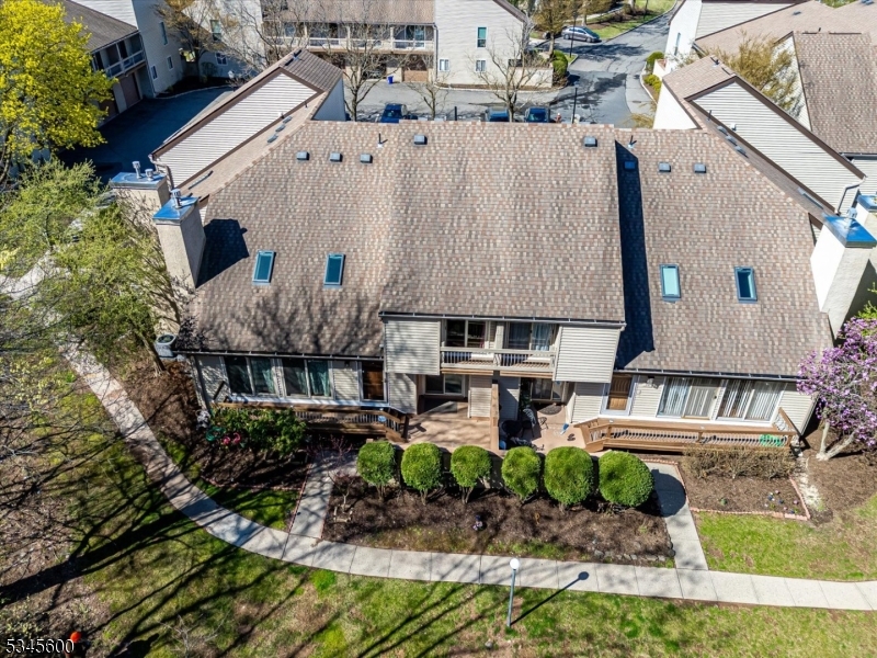 Edison Twp., New Jersey 08820, United States, 2 Bedrooms Bedrooms, ,3 BathroomsBathrooms,Residential,Active,104425