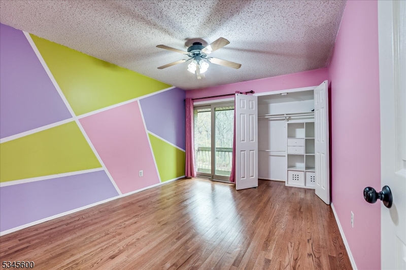 Edison Twp., New Jersey 08820, United States, 2 Bedrooms Bedrooms, ,3 BathroomsBathrooms,Residential,Active,104425