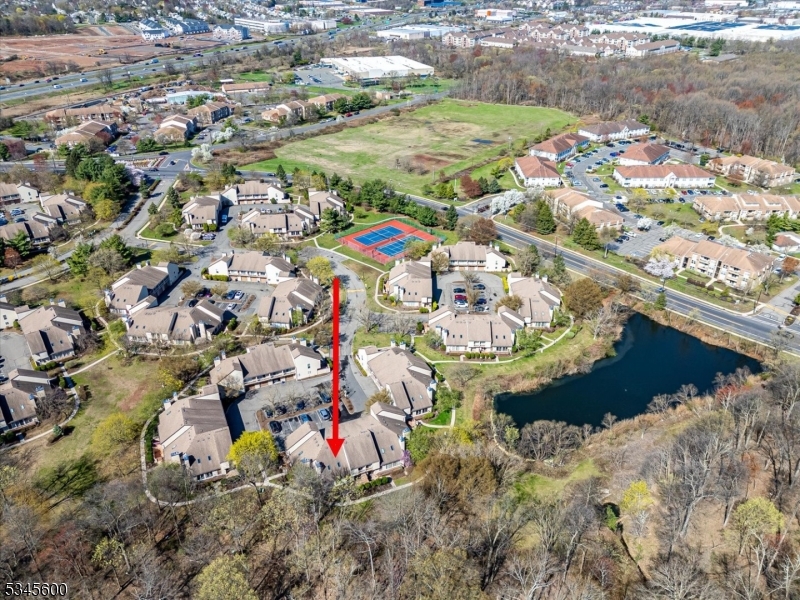 Edison Twp., New Jersey 08820, United States, 2 Bedrooms Bedrooms, ,3 BathroomsBathrooms,Residential,Active,104425