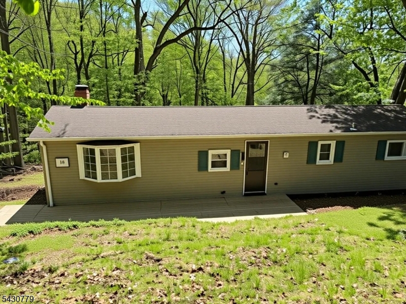 Photo 1 of 21 — 18 Northwood Dr, High Bridge Boro, NJ 08829