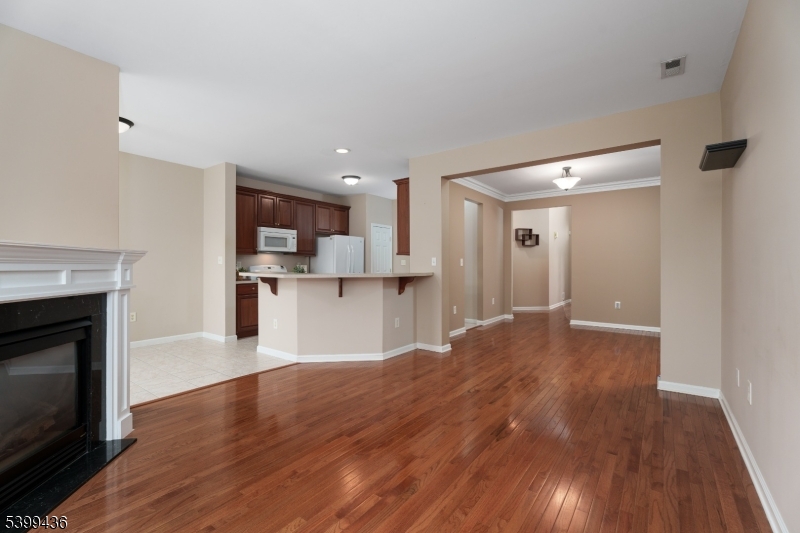 Montgomery Hills - Residential