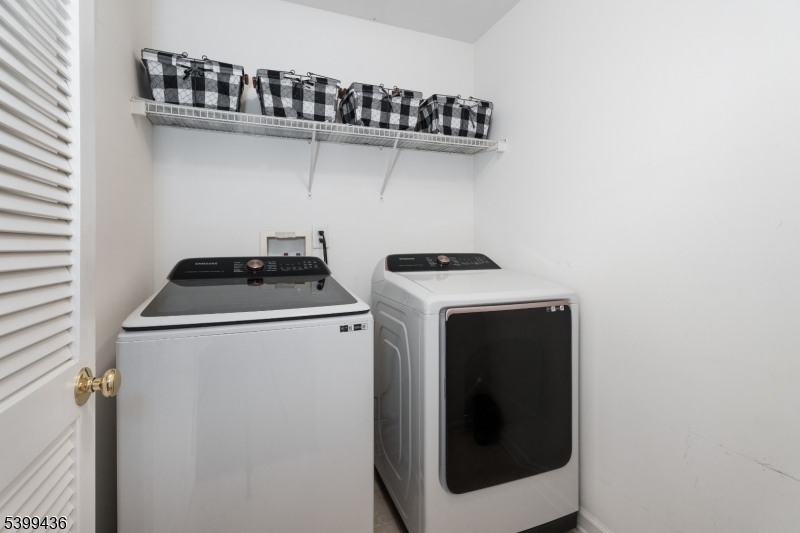 Montgomery Hills - Residential