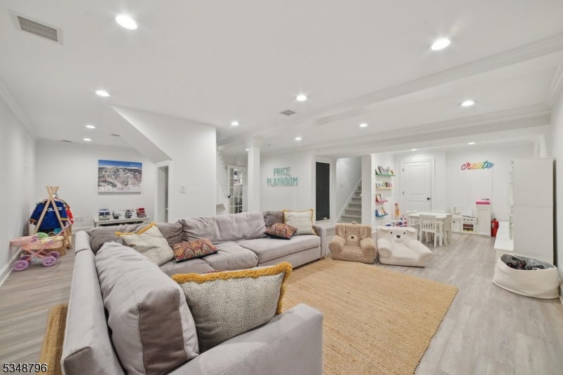 NORTHSIDE - Residential