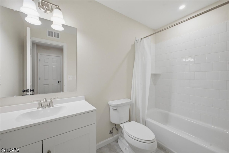 Crestmont Highlands - Residential