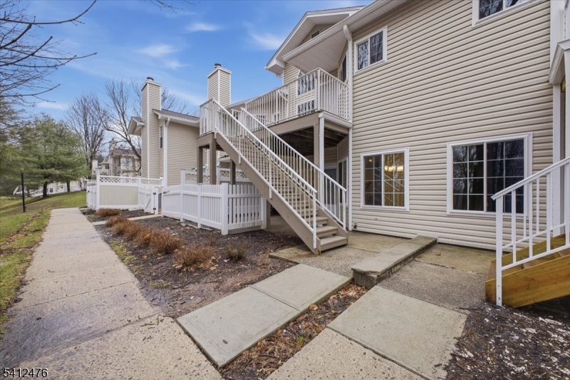 Crestmont Highlands - Residential