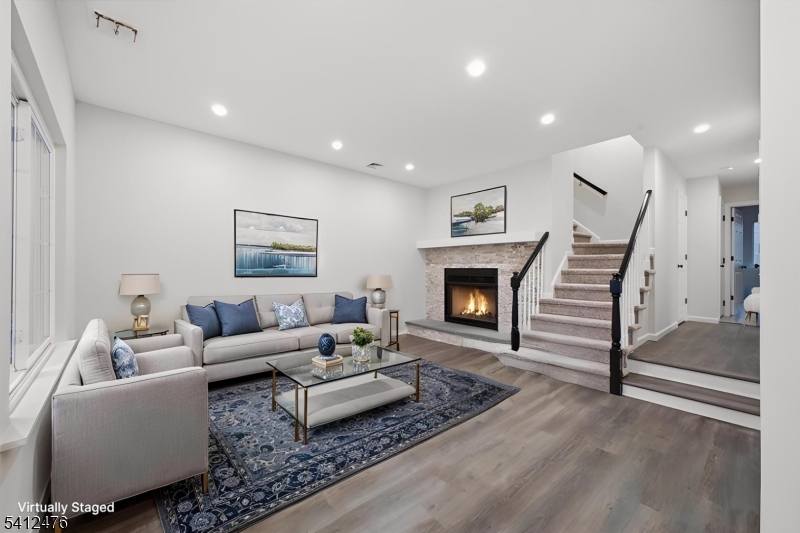 Crestmont Highlands - Residential