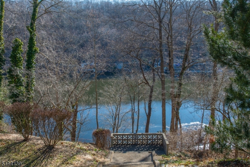 Paulinskill Lakefront - Residential