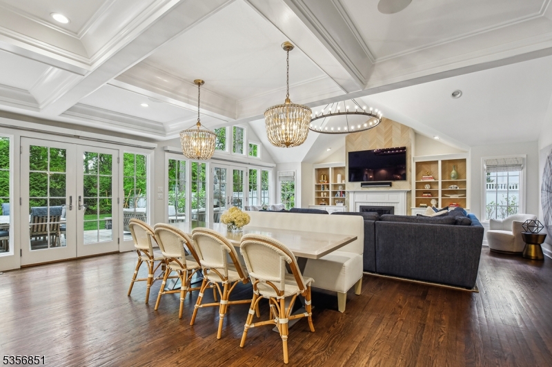 Memorial Field - Residential