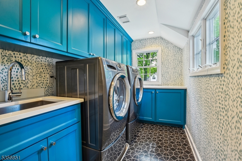 Memorial Field - Residential