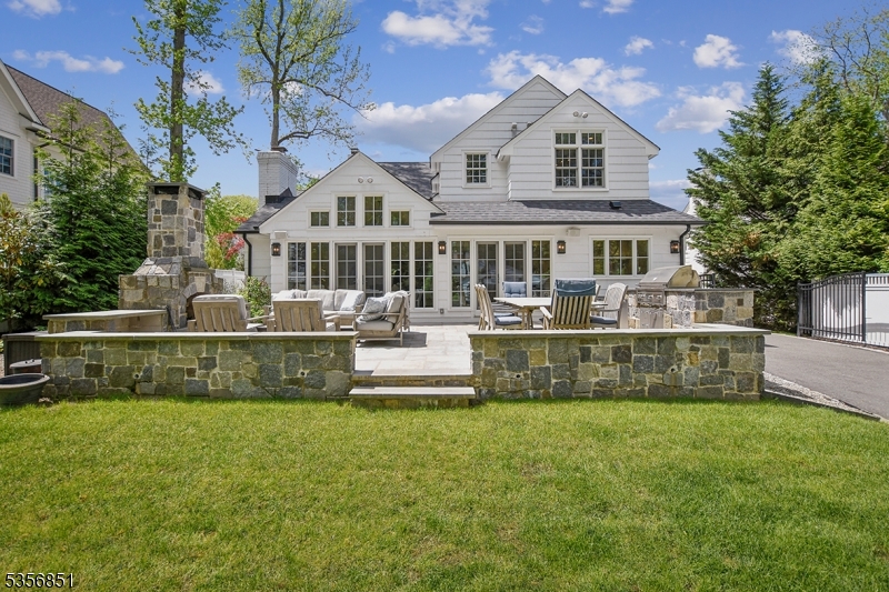 Memorial Field - Residential