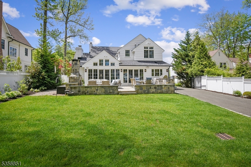 Memorial Field - Residential