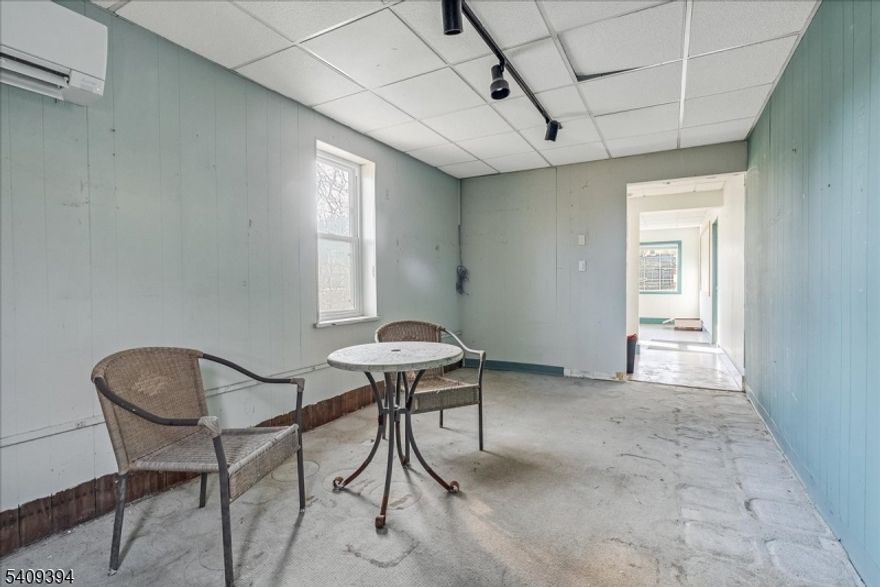 Freestanding building on premises of another business. Two rooms & bathroom. One onsite parking space. Suitable for various uses, office, storage, display, etc.Internet & phone connections responsibility of tenant. Credit check & tenant insurance required.