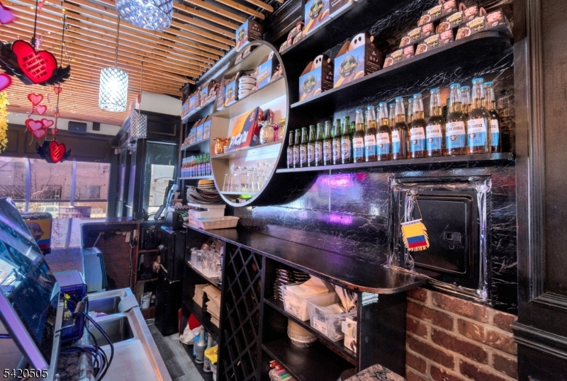 Elizabeth Avenue - Commercial Sale