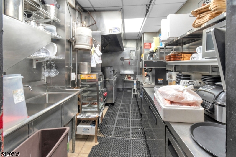 Elizabeth Avenue - Commercial Sale