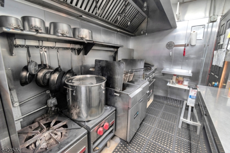 Elizabeth Avenue - Commercial Sale