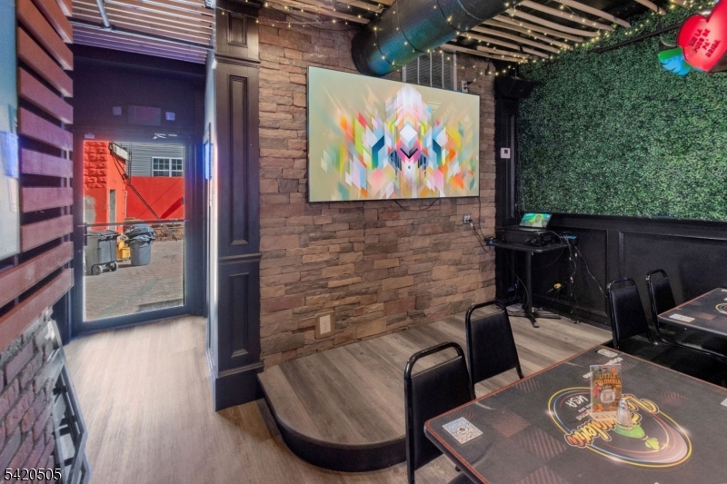 Elizabeth Avenue - Commercial Sale