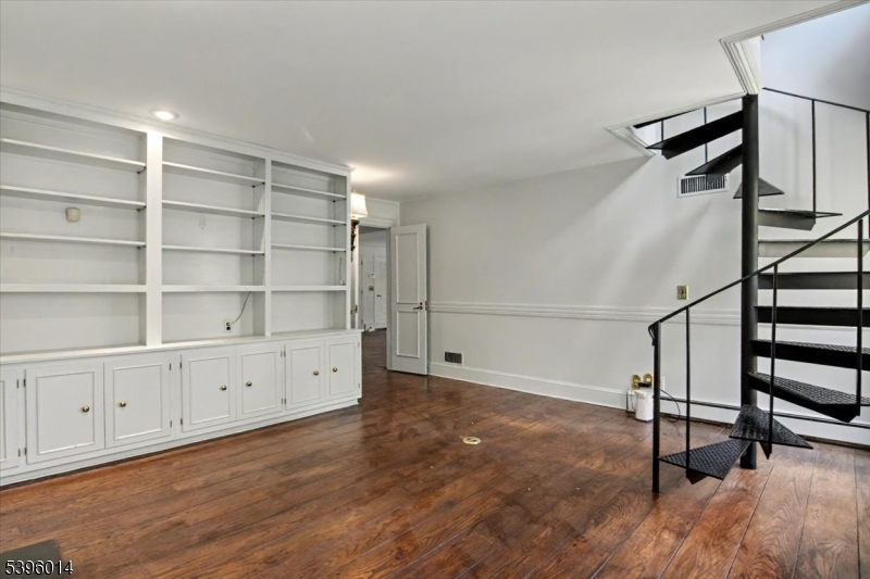 Montclair Heights - Residential