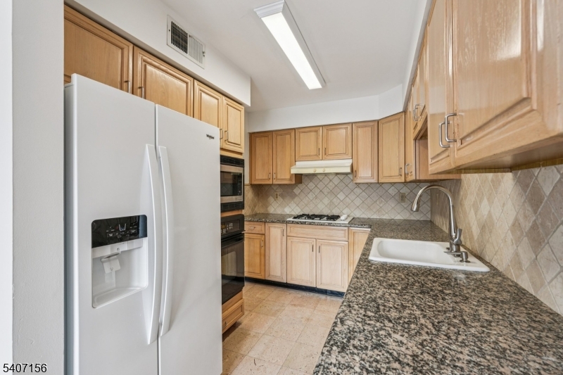 Wedgewood Knolls - Residential