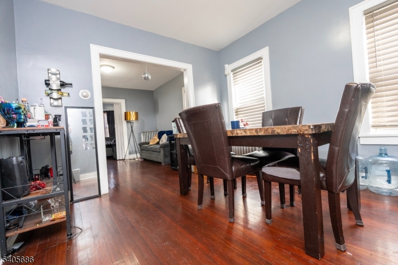 Downtown Corridor - Residential Income