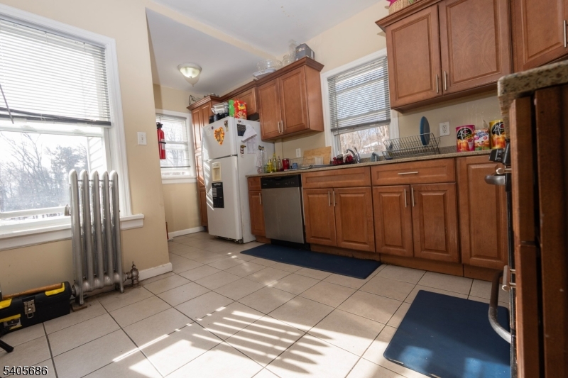 Downtown Corridor - Residential Income