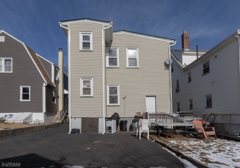 Downtown Corridor - Residential Income