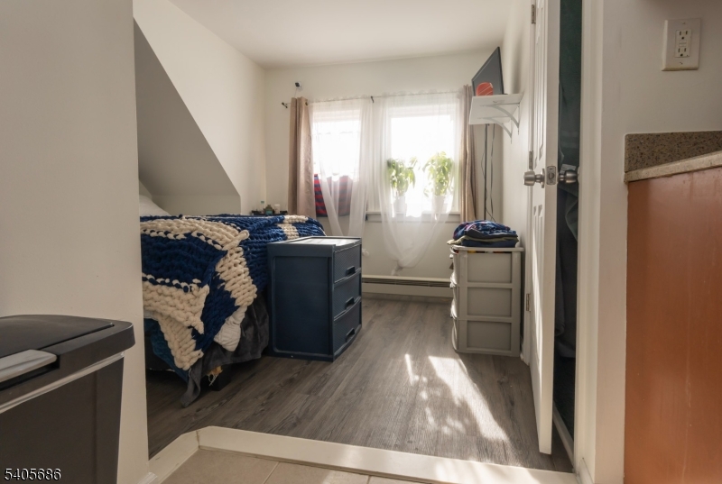 Downtown Corridor - Residential Income