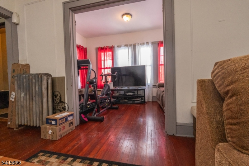 Downtown Corridor - Residential Income