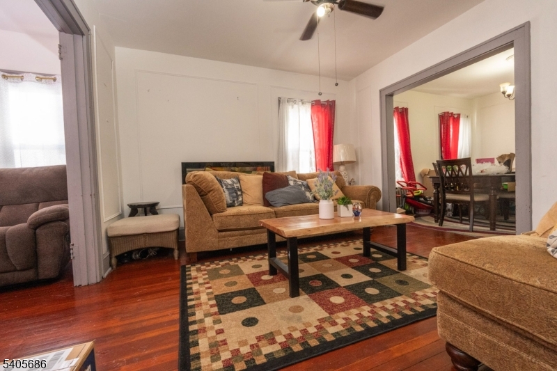 Downtown Corridor - Residential Income