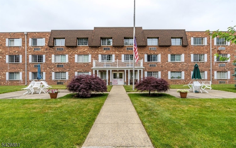 Complex - Residential