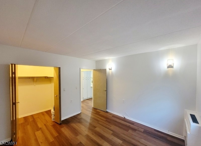 Complex - Residential