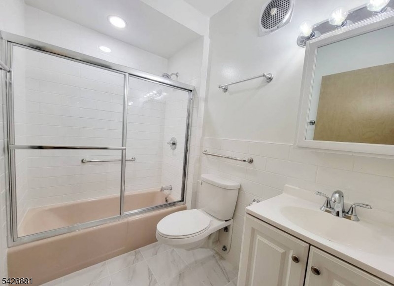 Complex - Residential