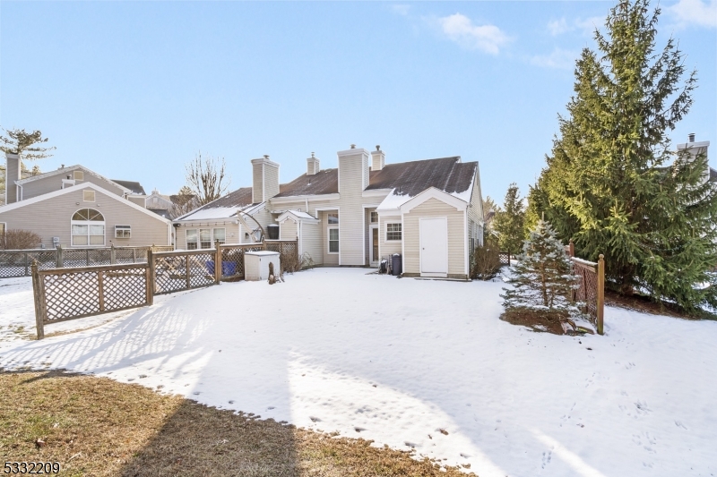 Long Meadow in The Hills - Residential