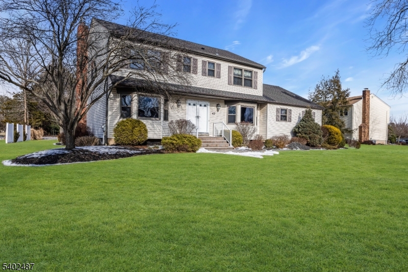 The Seasons - Residential