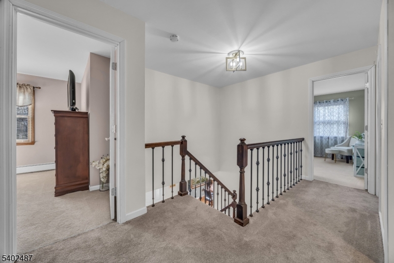 The Seasons - Residential