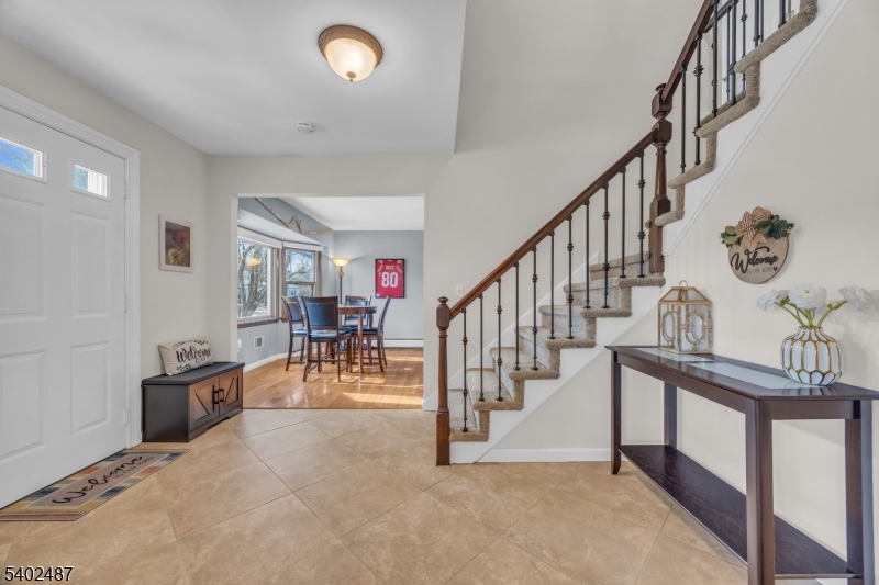 The Seasons - Residential