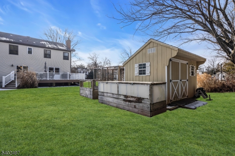 The Seasons - Residential