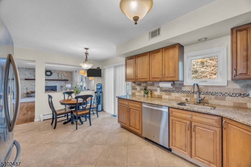 The Seasons - Residential