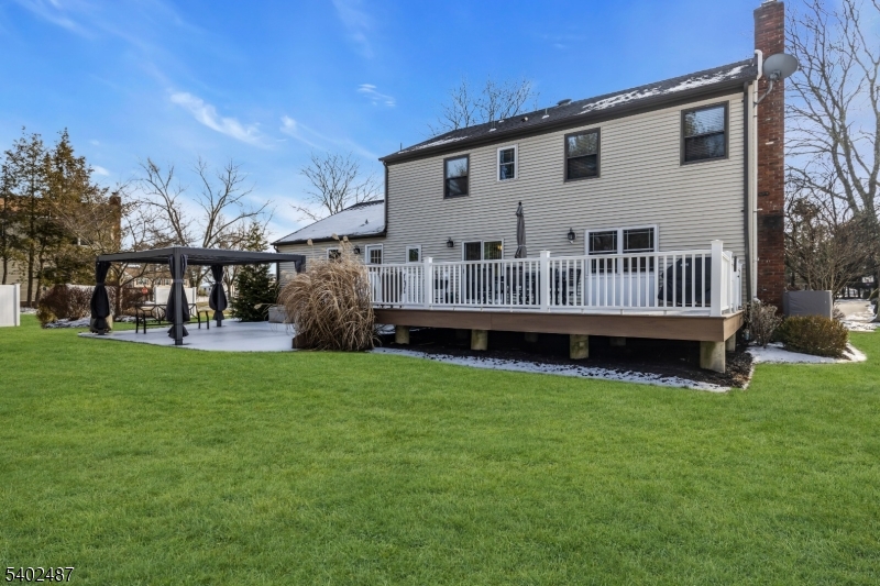 The Seasons - Residential