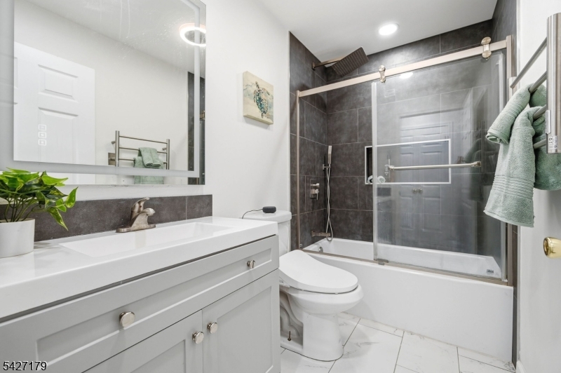 CAMBRIDGE HEIGHTS - Residential
