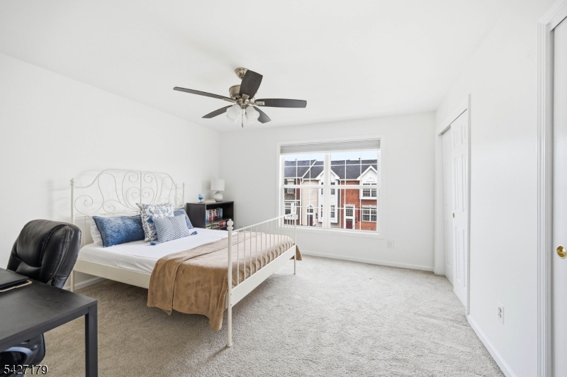 CAMBRIDGE HEIGHTS - Residential