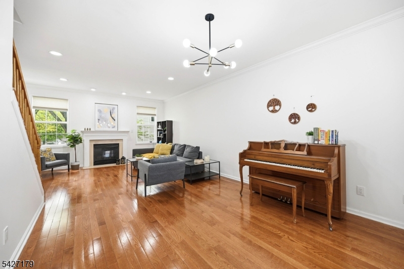 CAMBRIDGE HEIGHTS - Residential