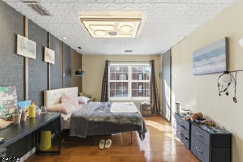 Society Hill - Residential