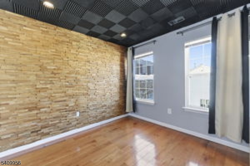 Society Hill - Residential