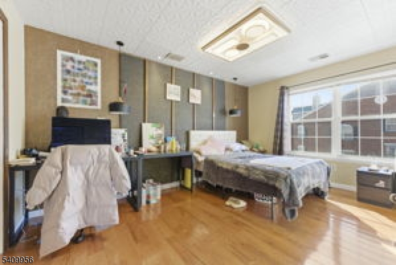 Society Hill - Residential