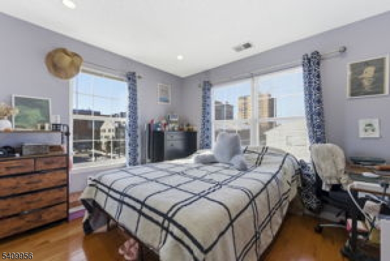 Society Hill - Residential