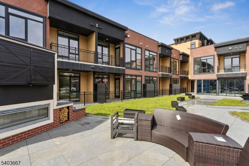 Veranta by Kontos - Residential Lease