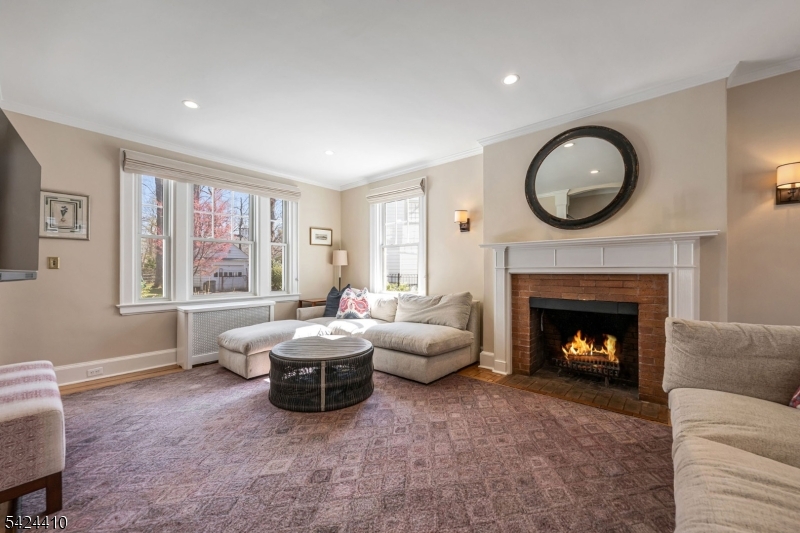 Washingtons Headquarters - Residential